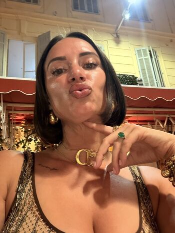 Yesjulz  page leaked private photo uncensored HD quality