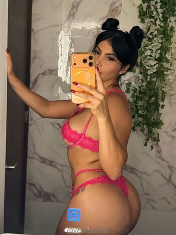 Yesli gomez leaked private photo uncensored HD quality