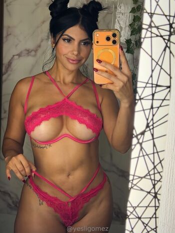 Yesli gomez leaked private photo uncensored HD quality