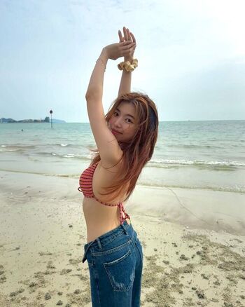 Yong sim nie leaked private photo uncensored HD quality