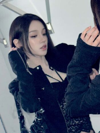 Yuqi page leaked private photo uncensored HD quality