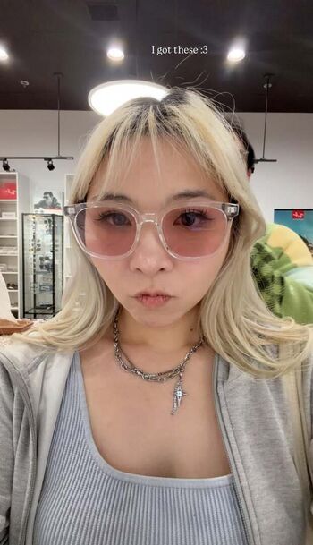 Yvonnie  page leaked private photo uncensored HD quality