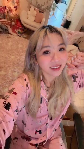 Yvonnie  page leaked private photo uncensored HD quality