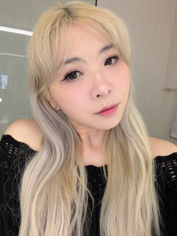 Yvonnie leaked private photo uncensored HD quality