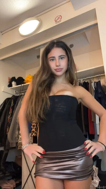 Zoe ducorsky page leaked private photo uncensored HD quality