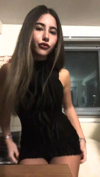 Zoe ducorsky page leaked private photo uncensored HD quality