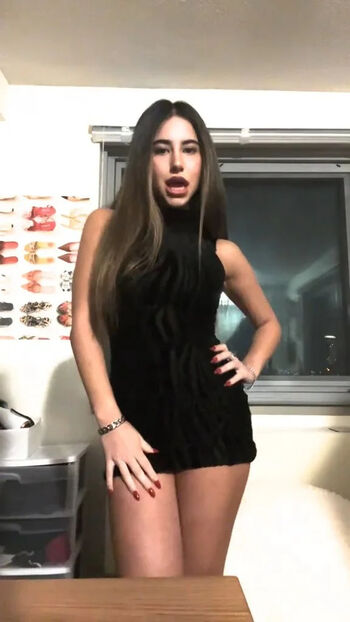 Zoe ducorsky page leaked private photo uncensored HD quality