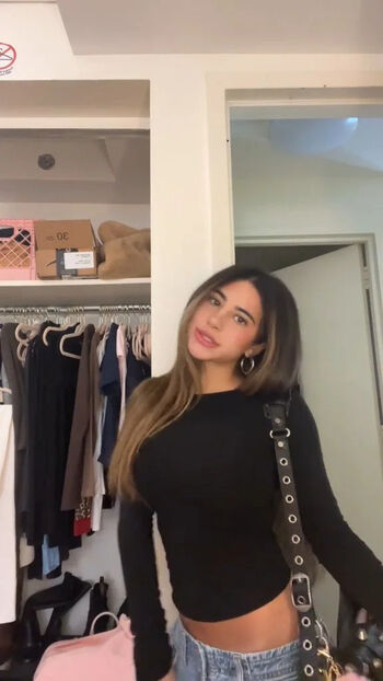 Zoe ducorsky page leaked private photo uncensored HD quality