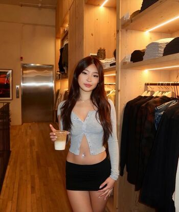 Zoechiny leaked private photo uncensored HD quality