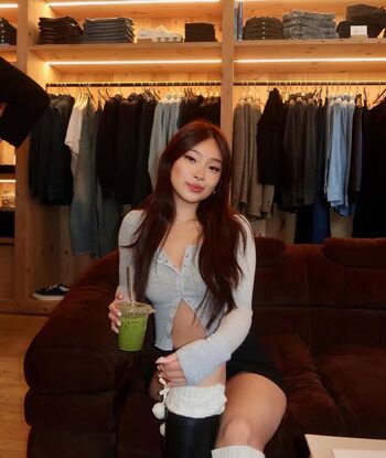 Zoechiny leaked private photo uncensored HD quality