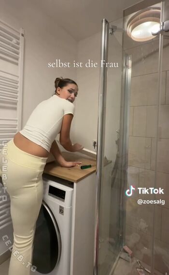 Zoesalg page leaked private photo uncensored HD quality