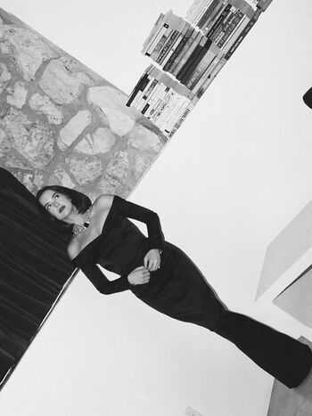 Zoey deutch page leaked private photo uncensored HD quality