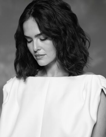Zoey deutch page leaked private photo uncensored HD quality