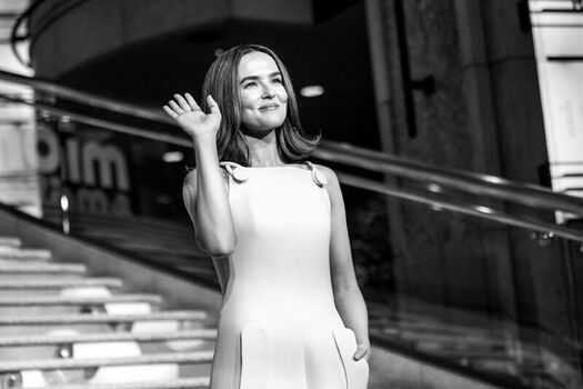 Zoey deutch page leaked private photo uncensored HD quality