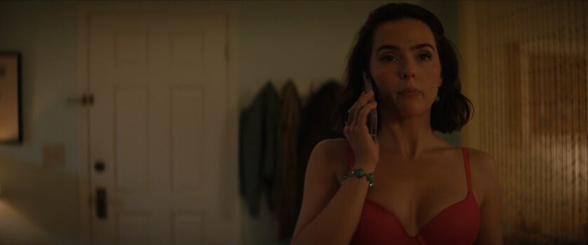 Zoey deutch page leaked private photo uncensored HD quality