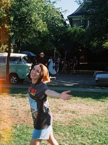 Zoey deutch page leaked private photo uncensored HD quality
