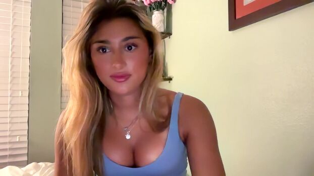 Zoeycaldwellxo leaked private photo uncensored HD quality