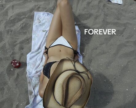 Zoya husnnen leaked private photo uncensored HD quality
